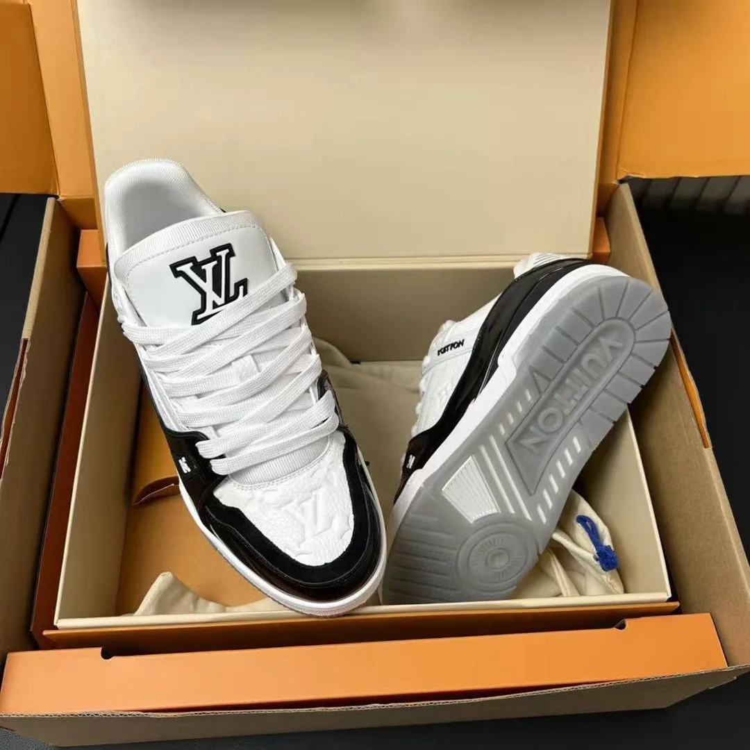 1AJ130 L.V Trainer Sneaker Monogram Grained Calf Leather Patent Leather