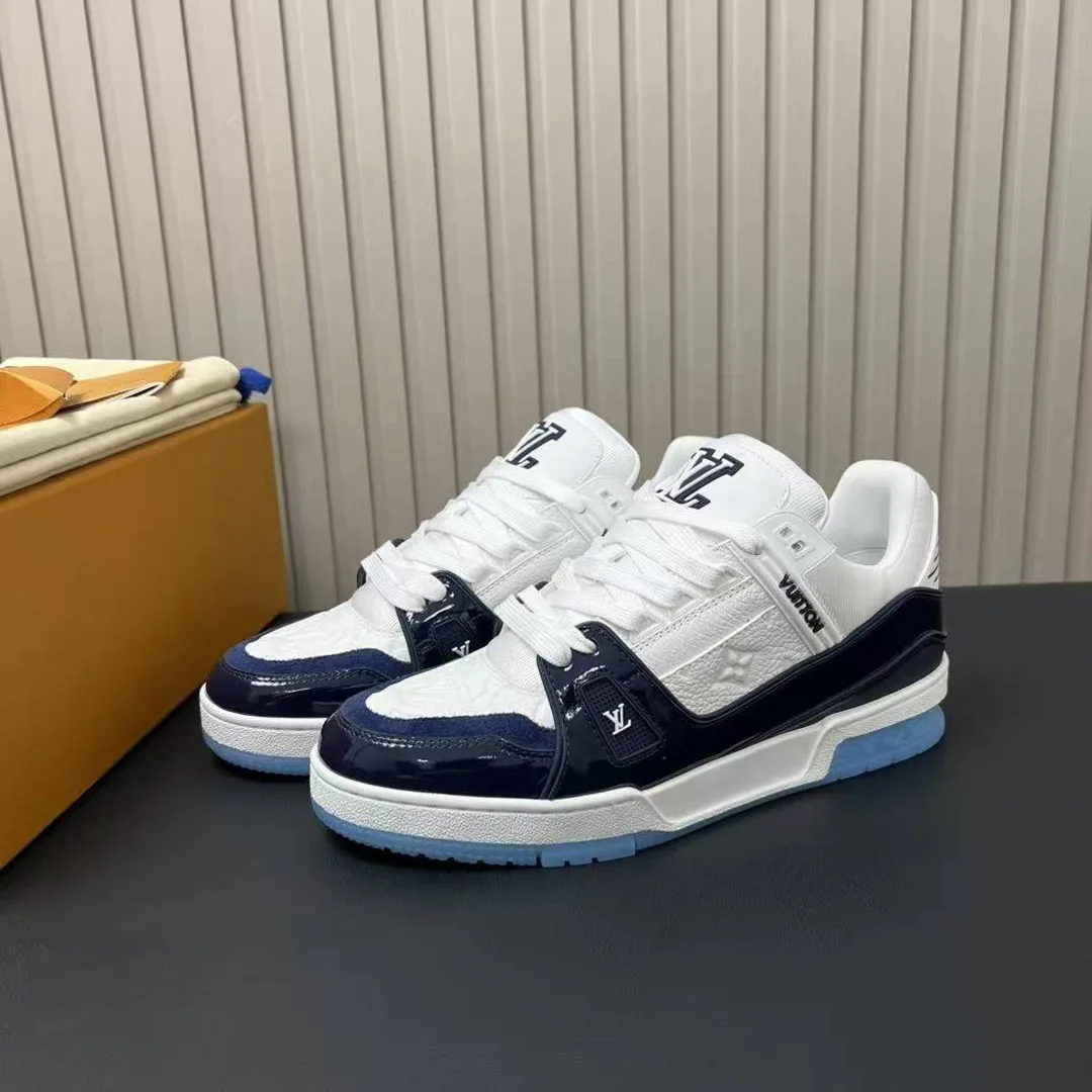 1AJ190 L.V Trainer Sneaker Monogram Grained Calf Leather Patent Leather