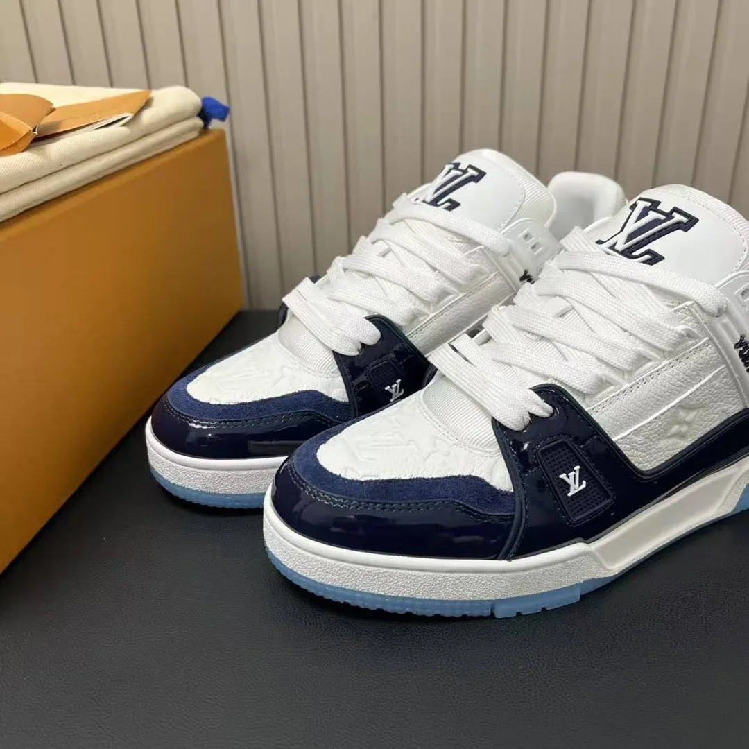 1AJ190 L.V Trainer Sneaker Monogram Grained Calf Leather Patent Leather