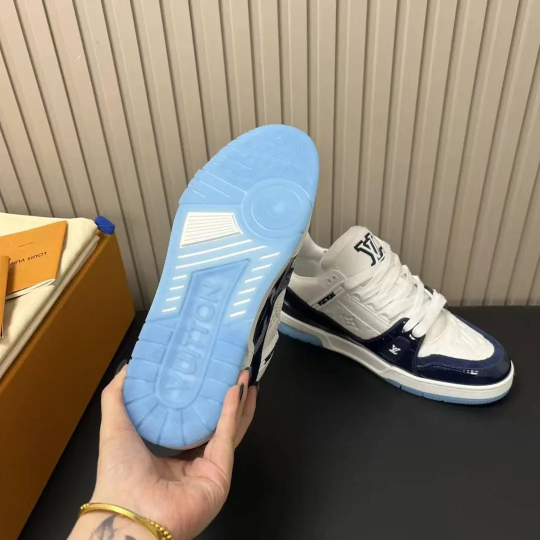 1AJ190 L.V Trainer Sneaker Monogram Grained Calf Leather Patent Leather