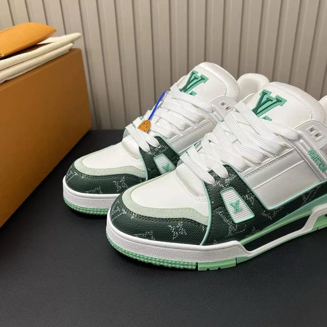 1AJQLZ L.V Trainer Sneaker Monogram Grained Calf Leather Plain Calf Leather