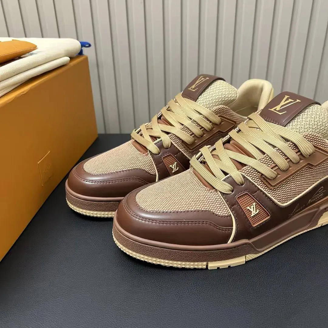 1AJ480 L.V Trainer Sneaker Textile Plain Calf Leather
