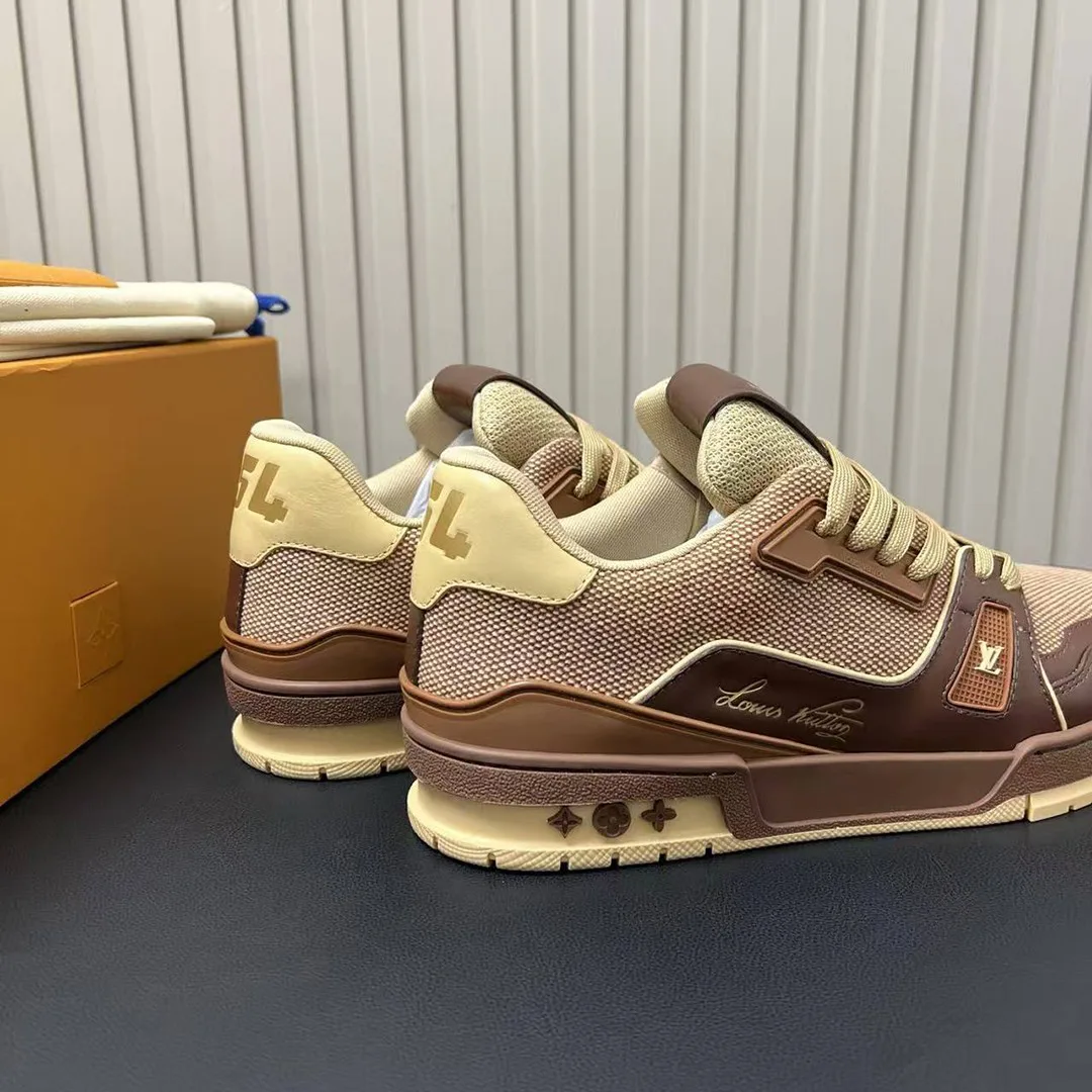 1AJ480 L.V Trainer Sneaker Textile Plain Calf Leather