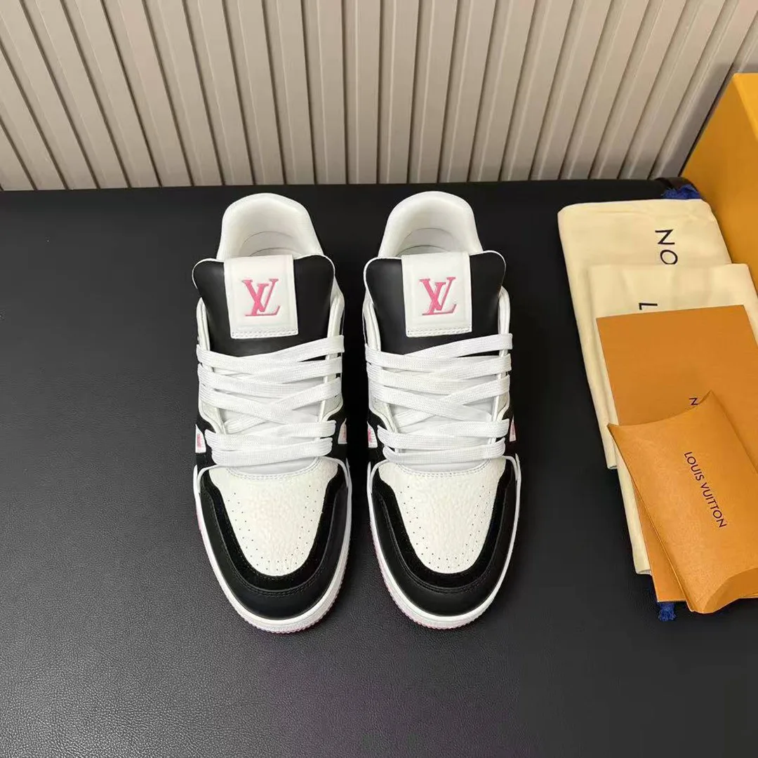 1ADDZE L.V Trainer Sneaker Grained Calf Leather
