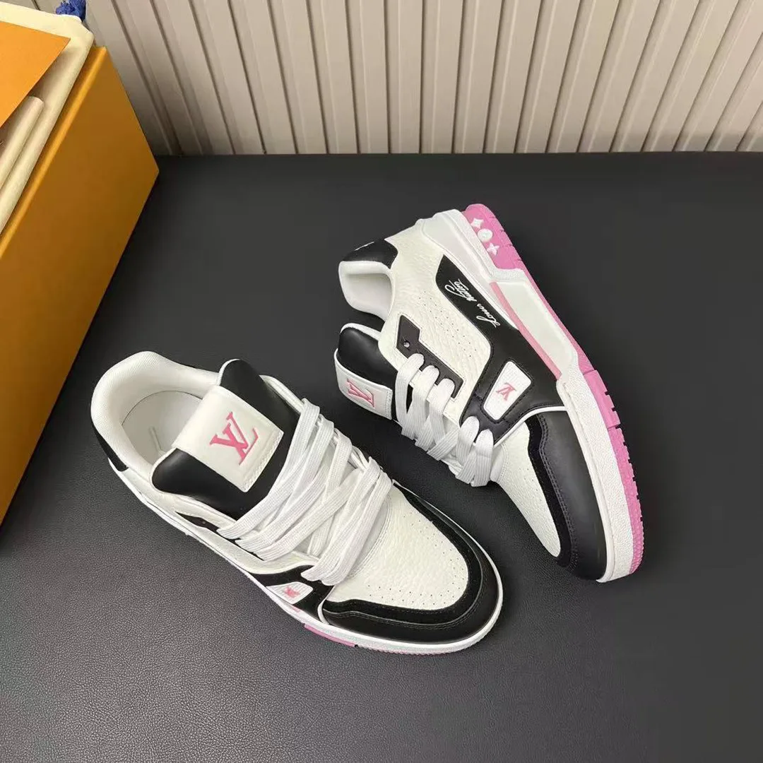 1ADDZE L.V Trainer Sneaker Grained Calf Leather