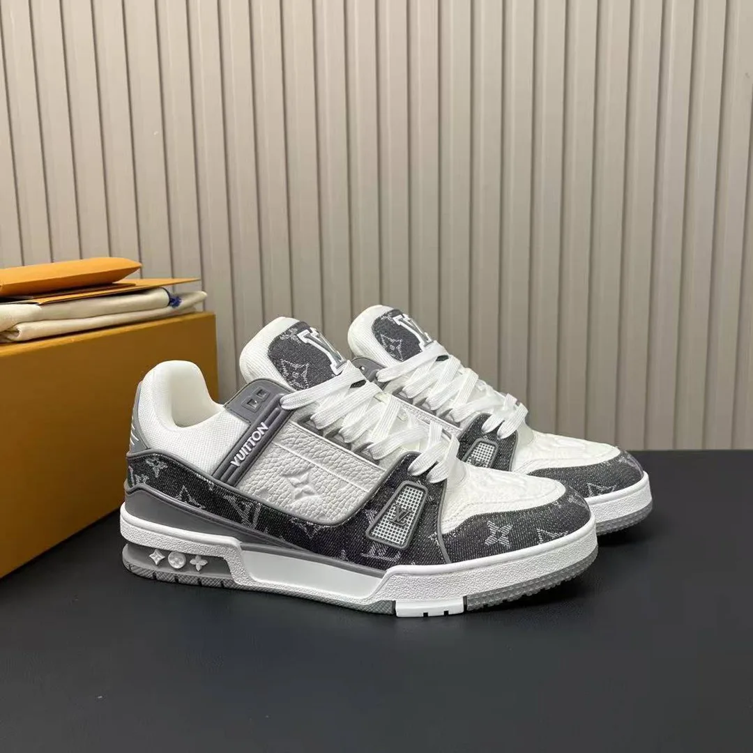 1ADF56 L.V Trainer Sneaker Monogram Denim Monogram-embossed Grained Calf Leather