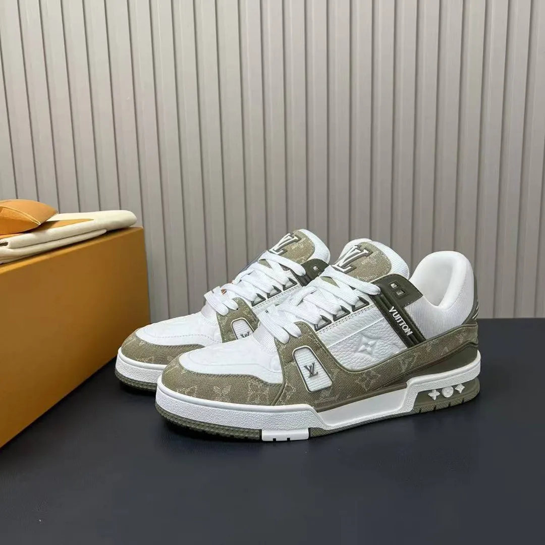 1AIKN4 L.V Trainer Sneaker Monogram Denim Monogram-embossed Grained Calf Leather