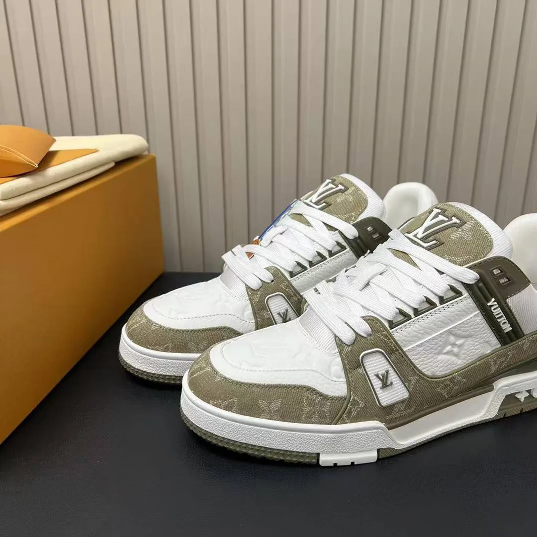 1AIKN4 L.V Trainer Sneaker Monogram Denim Monogram-embossed Grained Calf Leather
