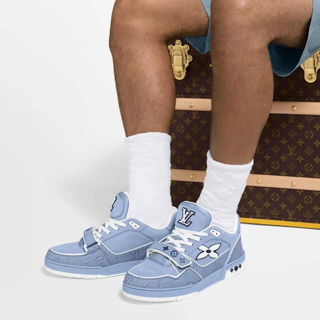 1AHTV5 L.V Trainer Sneaker Monogram Nubuck Calf Leather
