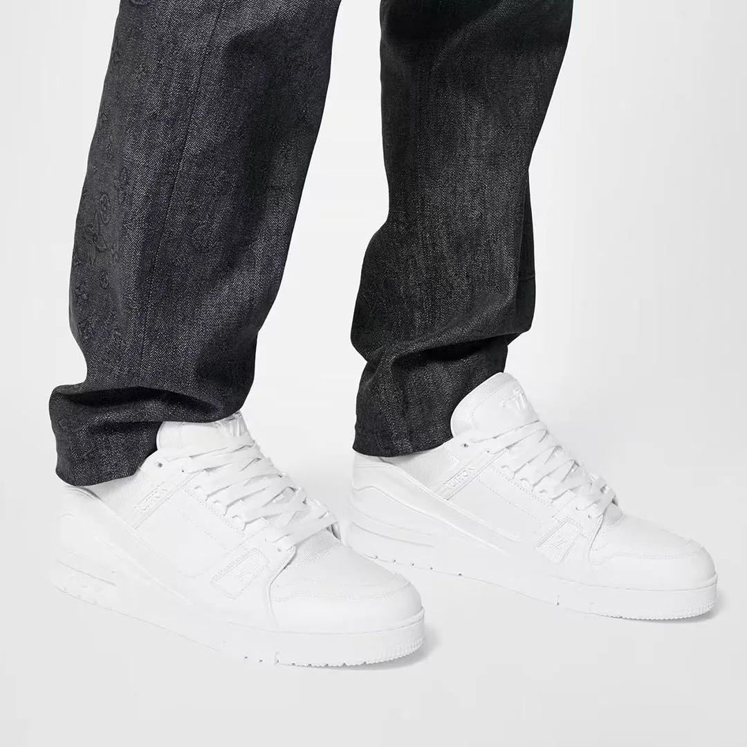 1A9G4Z L.V Trainer Sneaker Smooth Calf Leather