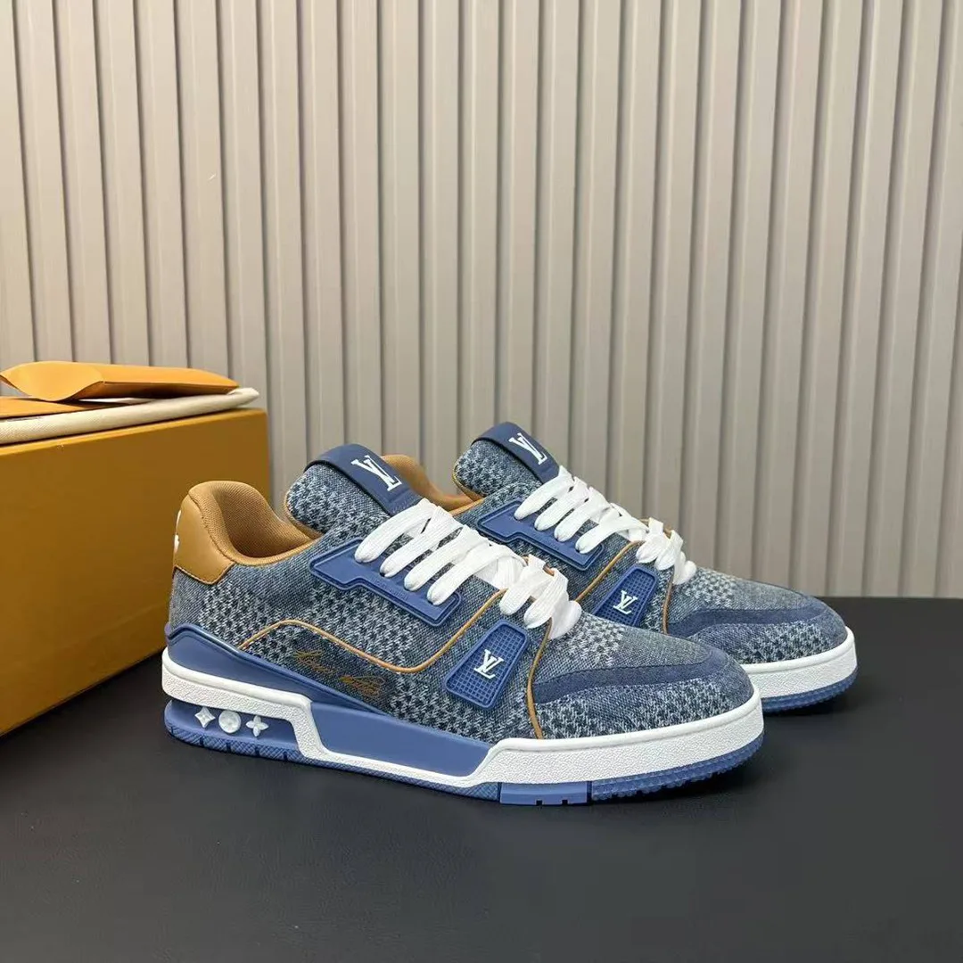 1AD6F7 L.V Trainer Sneaker Damier 4D Denim