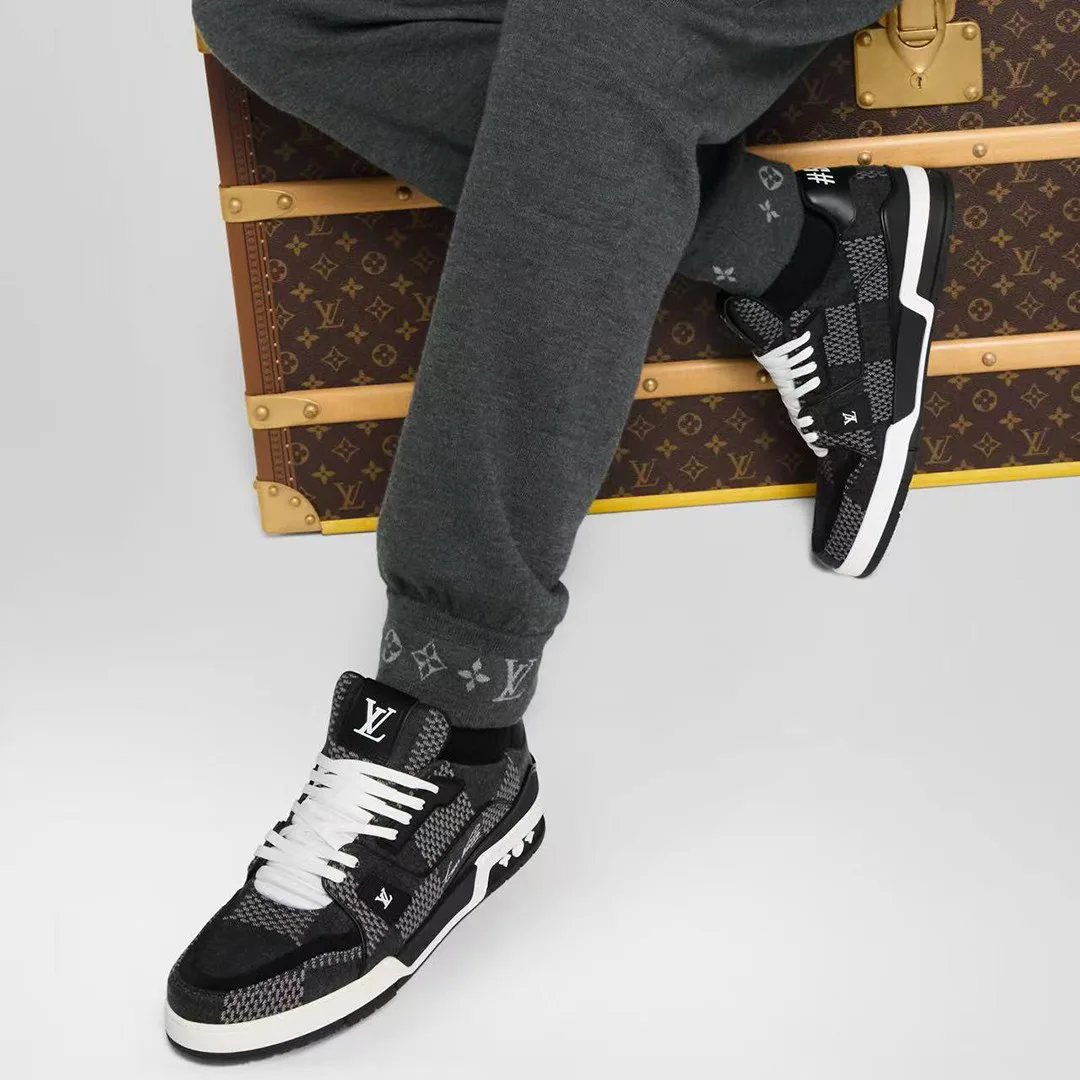 1AD6DV L.V Trainer Sneaker Damier 3D Denim