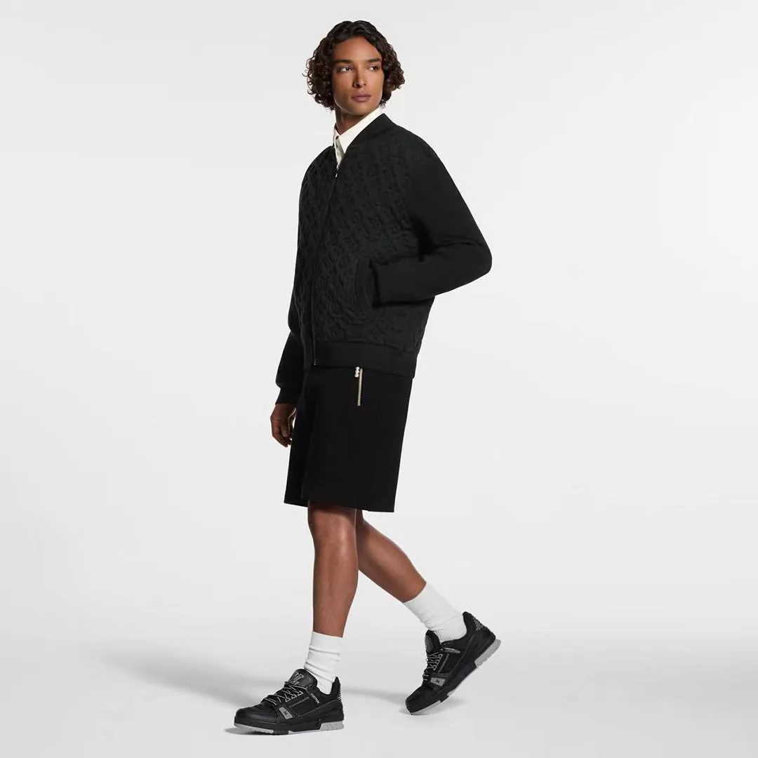 1AJATR L.V Trainer Sneaker Mix of Technical Materials