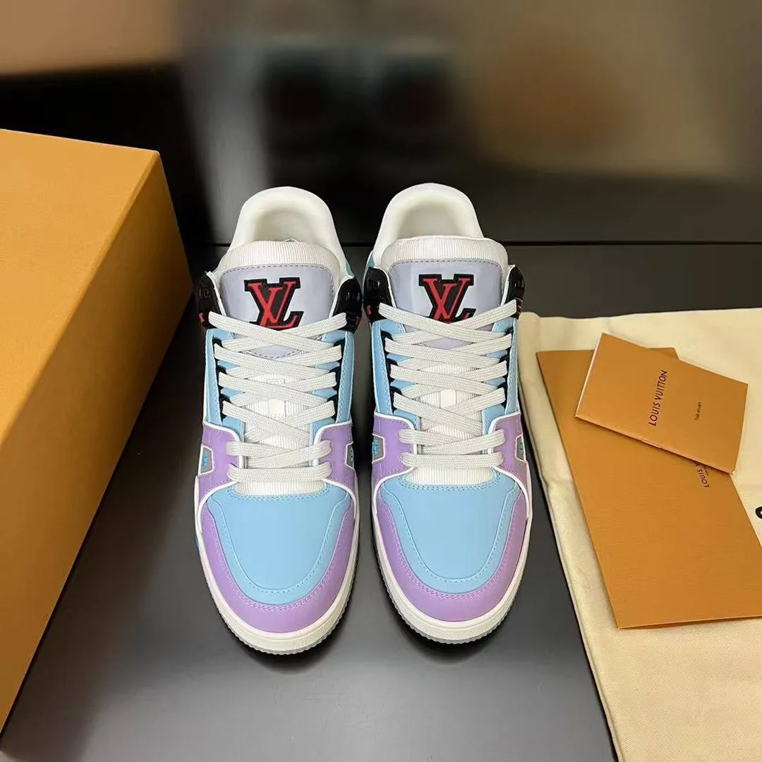 1ACFLU L.V Trainer Sneaker Vintage-effect Calf Leather