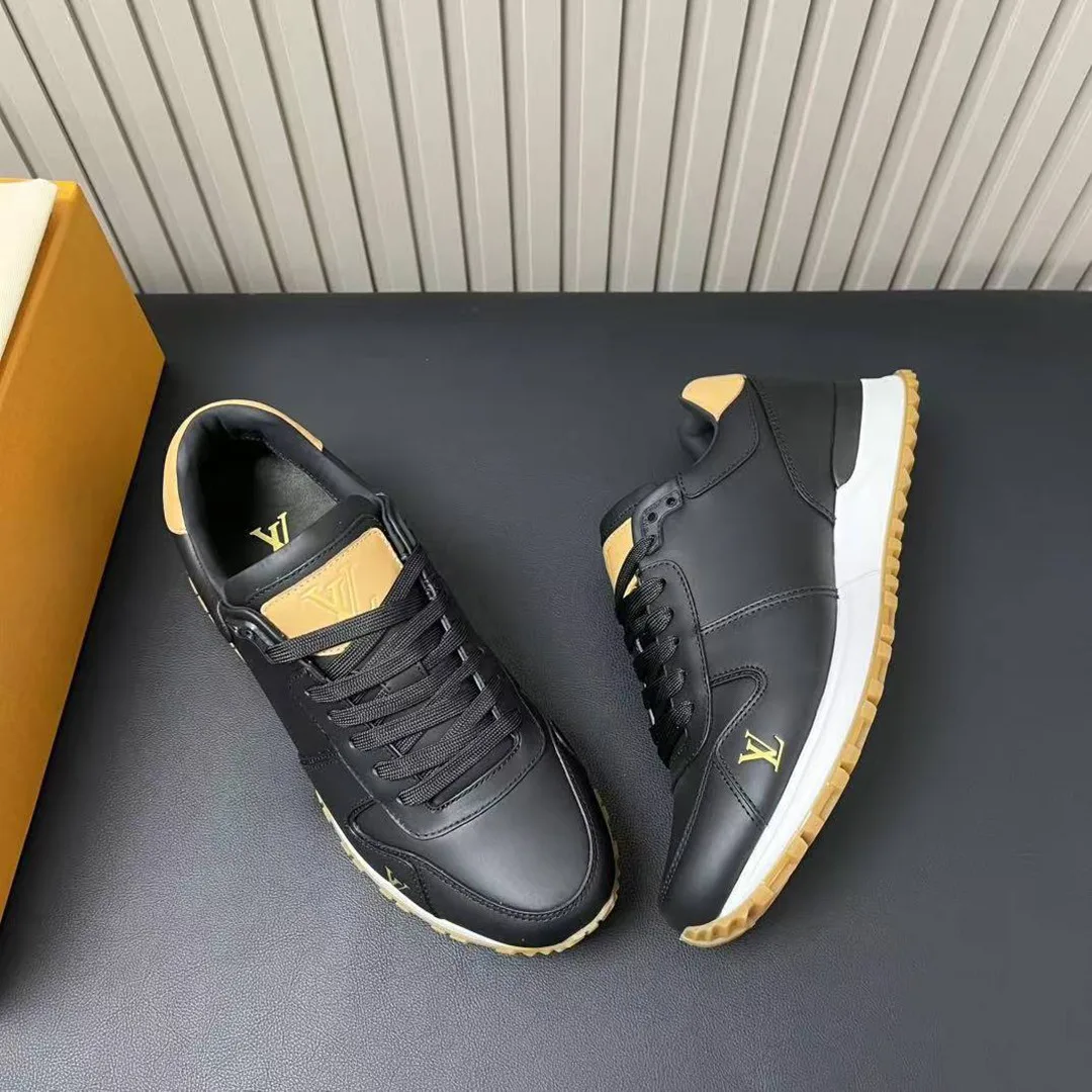1AIZZ6 Run Away Sneaker Plain Calf Leather