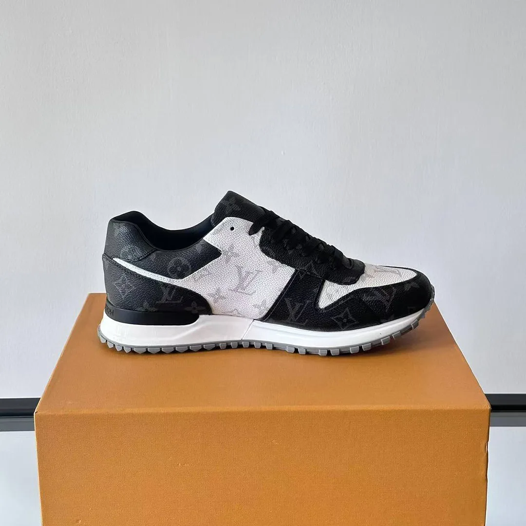 1ADE4C Run Away Sneaker Monogram Eclipse Canvas