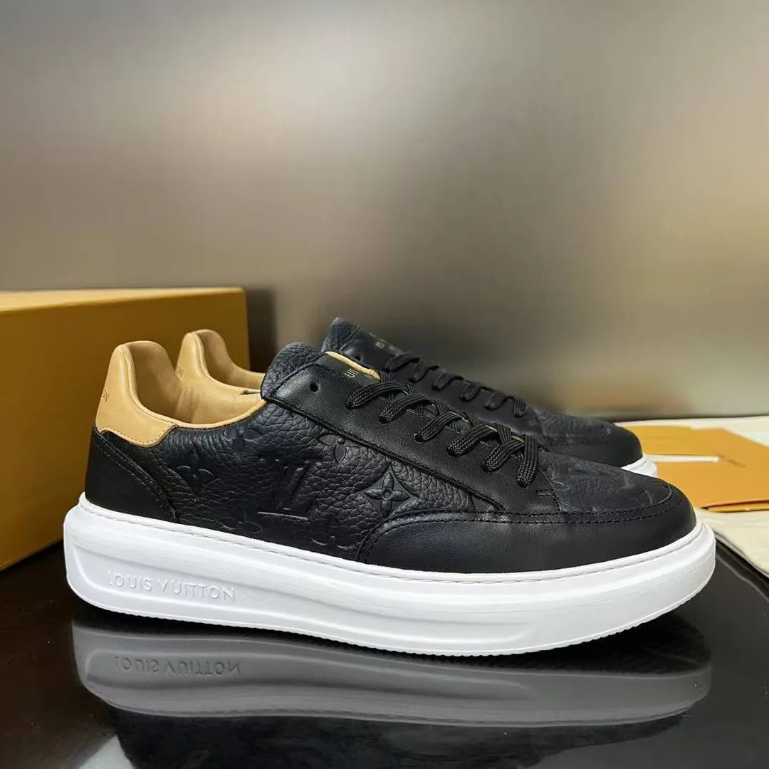 1A8V43 Beverly Hills Sneaker Monogram-embossed Grained Calf Leather