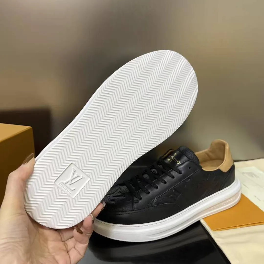 1A8V43 Beverly Hills Sneaker Monogram-embossed Grained Calf Leather