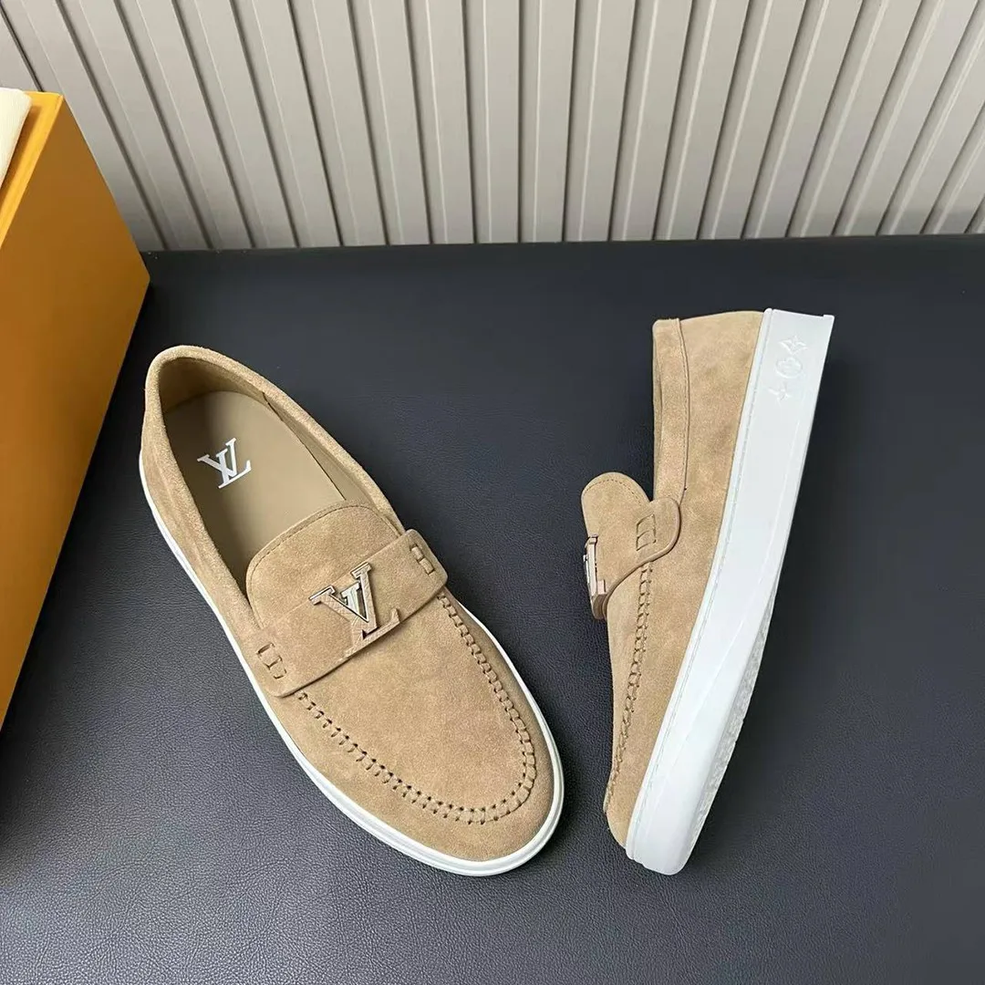 1AIYOQ L.V Resort Loafer Suede Calf Leather