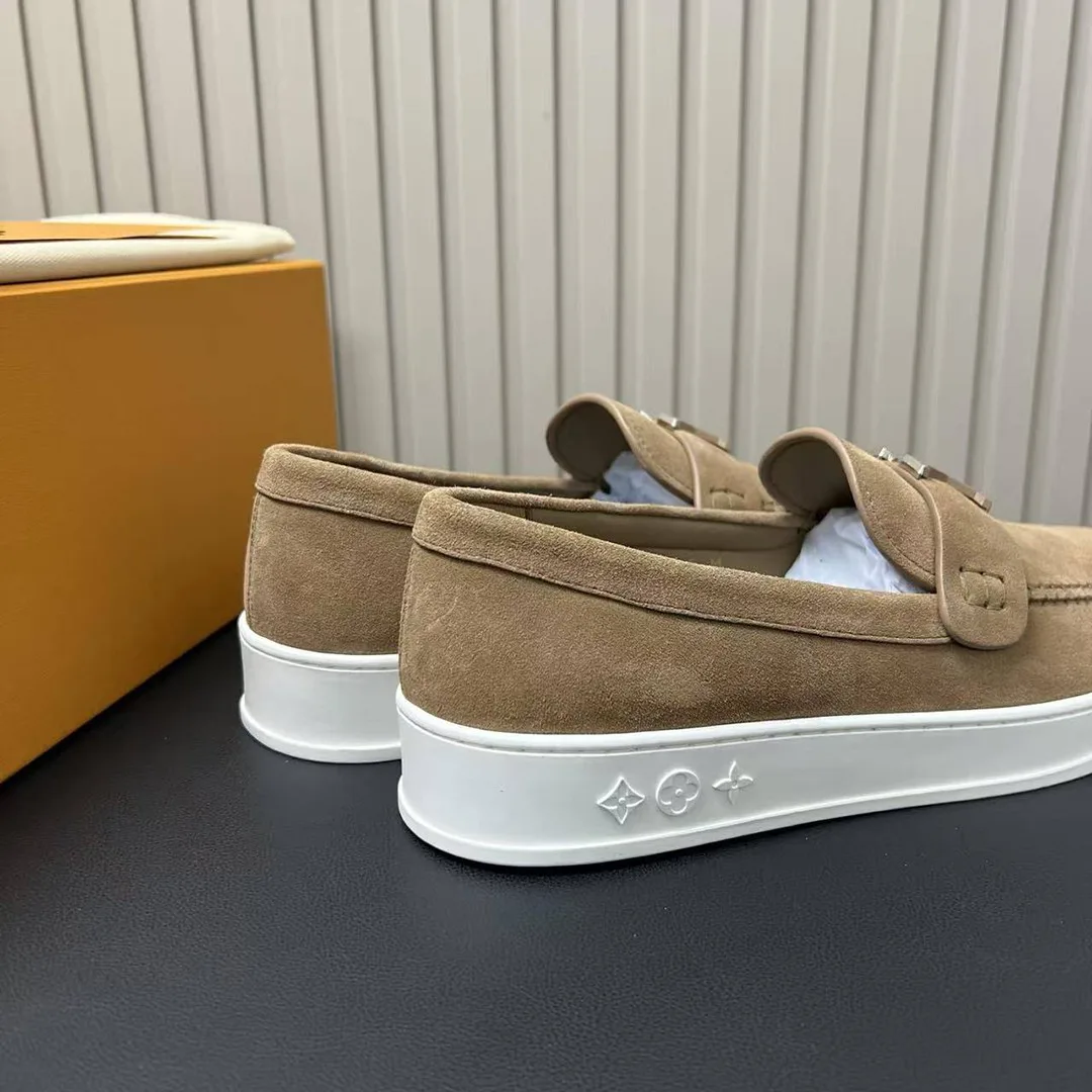 1AIYOQ L.V Resort Loafer Suede Calf Leather