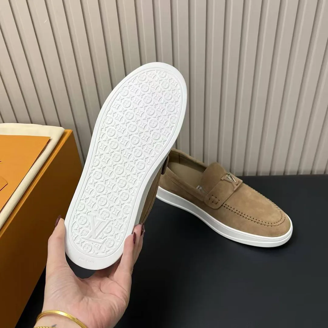 1AIYOQ L.V Resort Loafer Suede Calf Leather