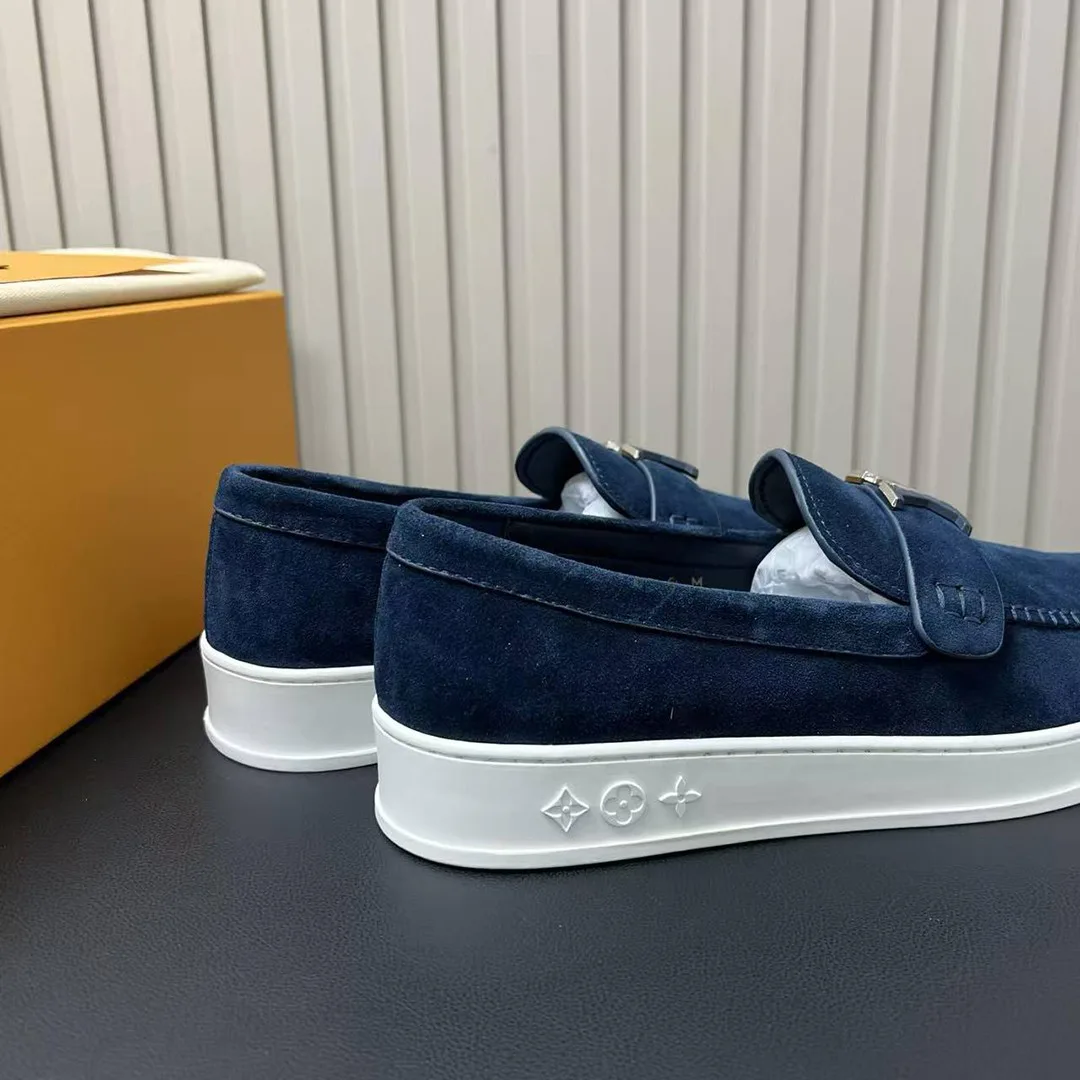 1AIYO0 L.V Resort Loafer Suede Calf Leather