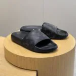 1AANNM L.V Waterfront Mule Monogram Rubber - 1AANO3 2 1AANNM L.V Waterfront Mule Monogram Rubber