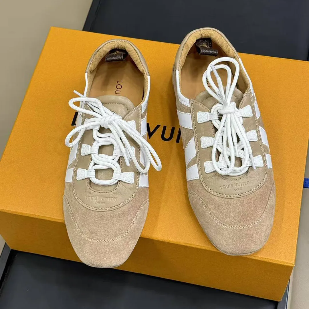1AHNFA L.V Sneakerina Suede Calf Leather