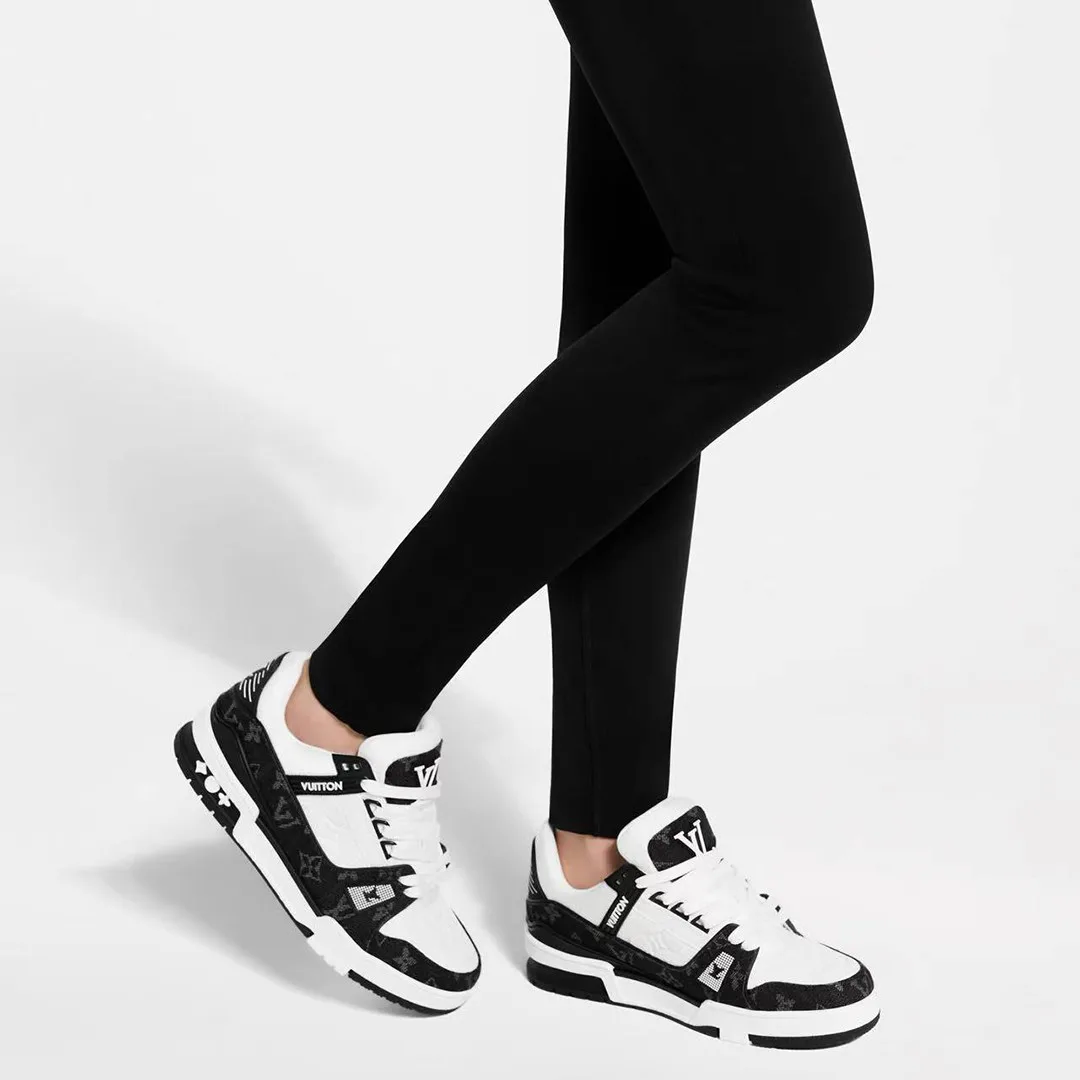 1AC2A7 L.V Trainer Sneaker Calf Leather and Monogram Denim