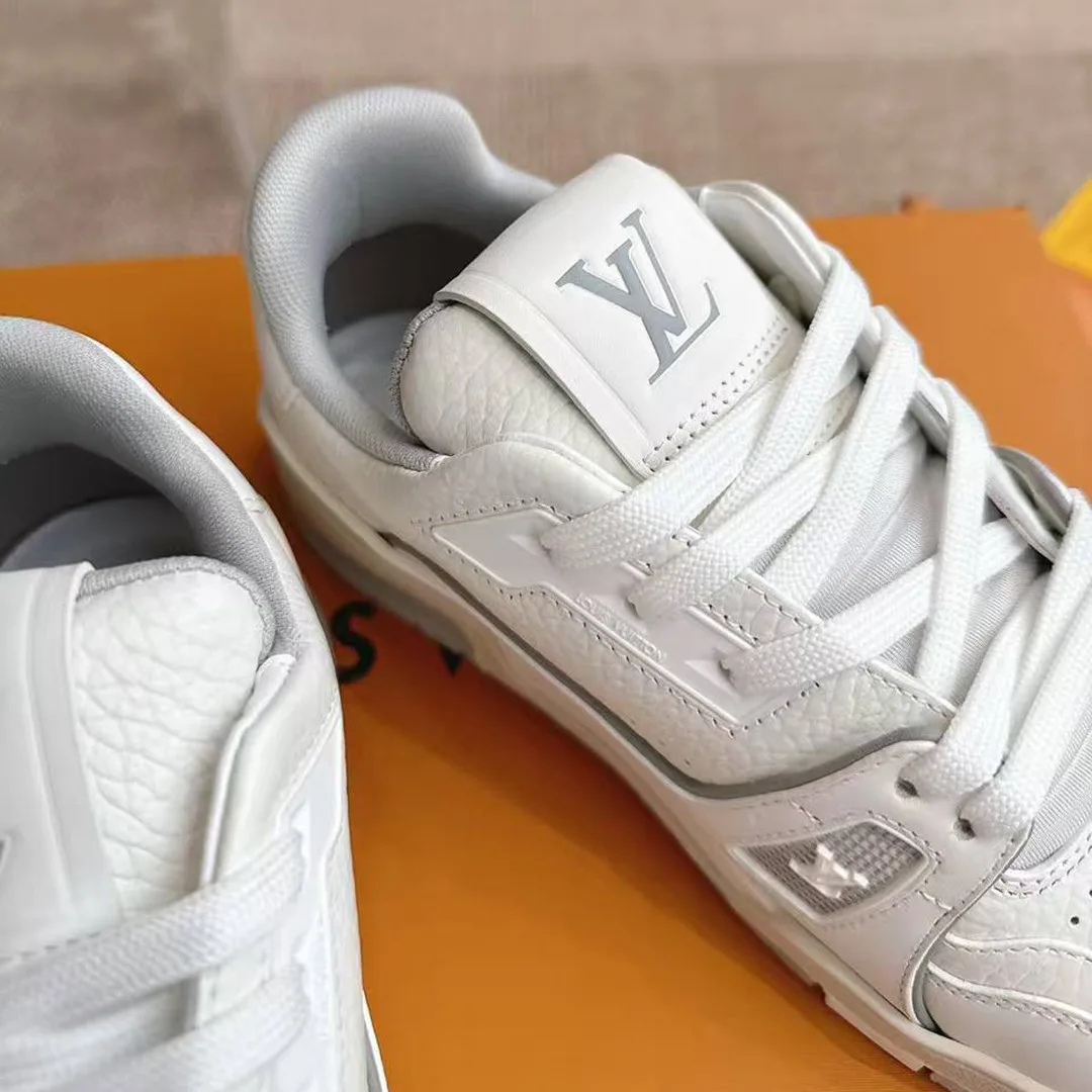 1ACP1N L.V Trainer Sneaker Monogram Grained Calf Leather