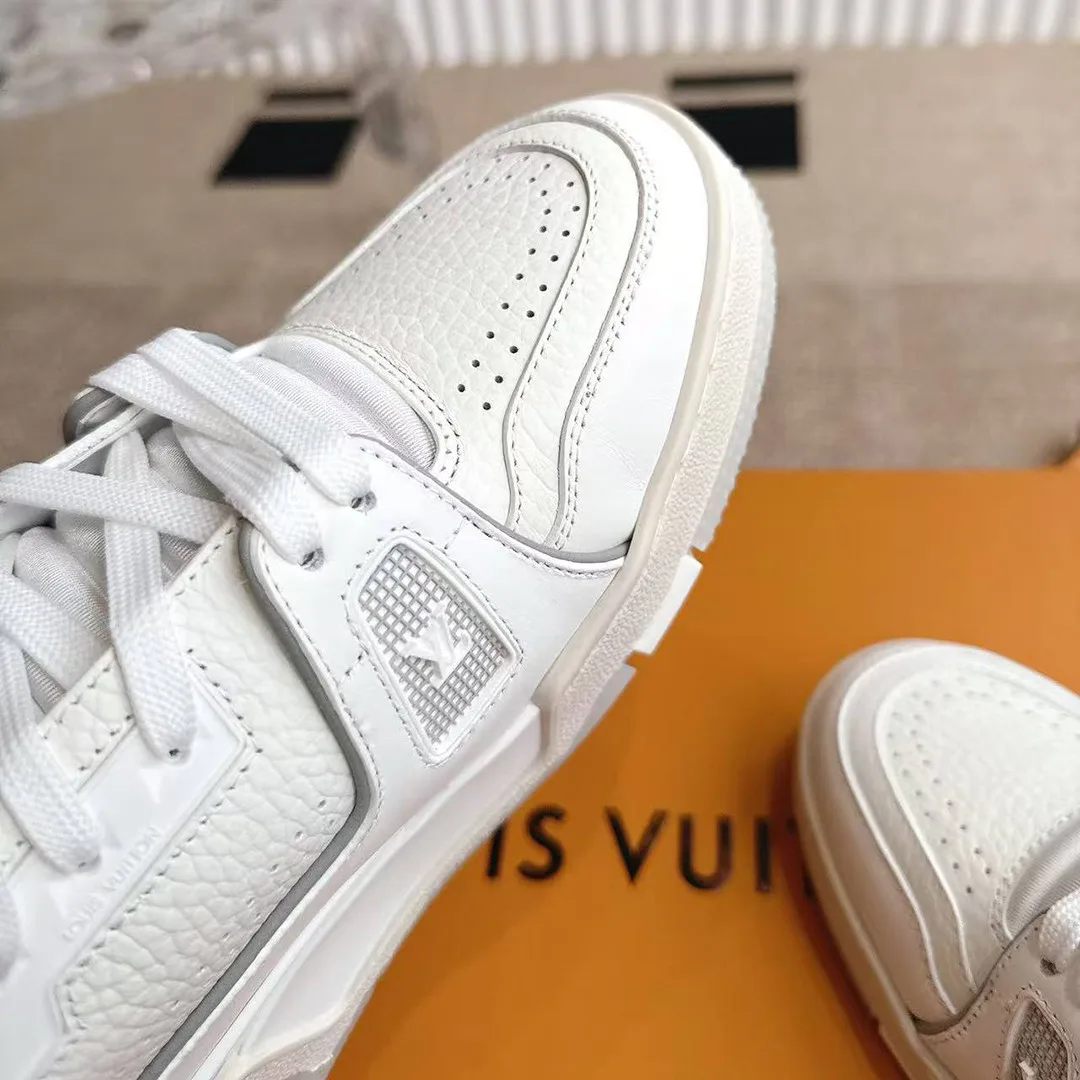 1ACP1N L.V Trainer Sneaker Monogram Grained Calf Leather