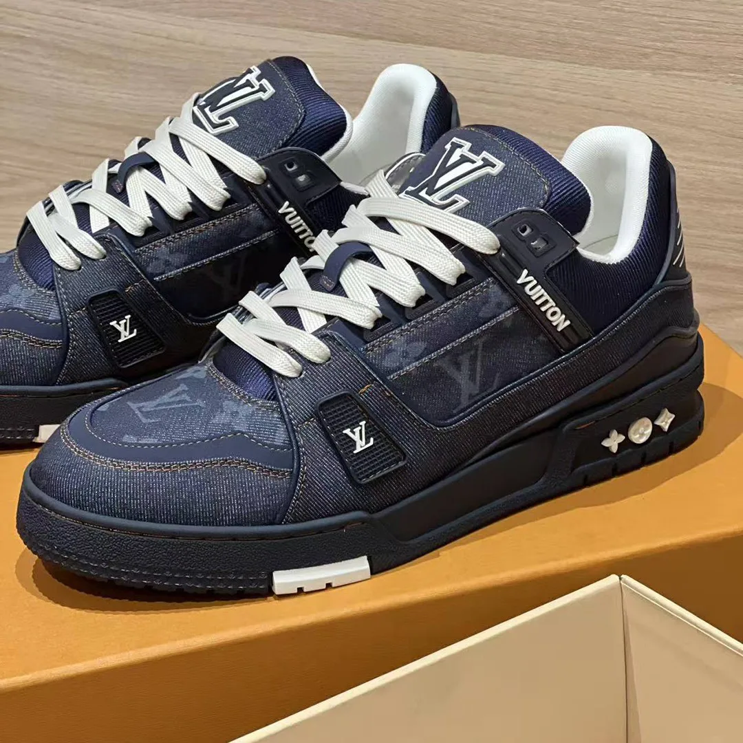 1AHWPR L.V Trainer Sneaker Calf Leather and Monogram Denim