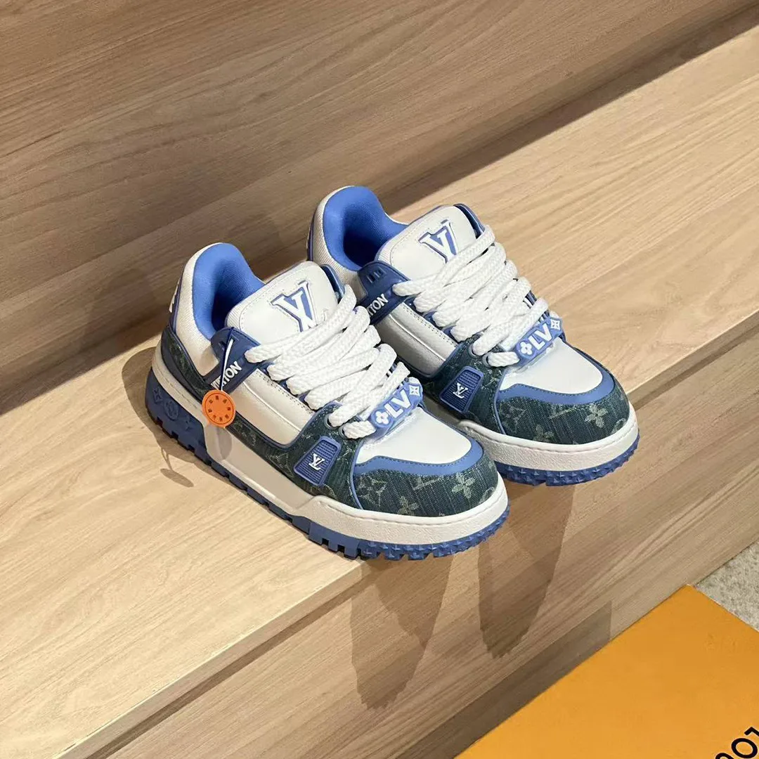 1AGZC4 L.V Trainer Maxi Sneaker Monogram Denim