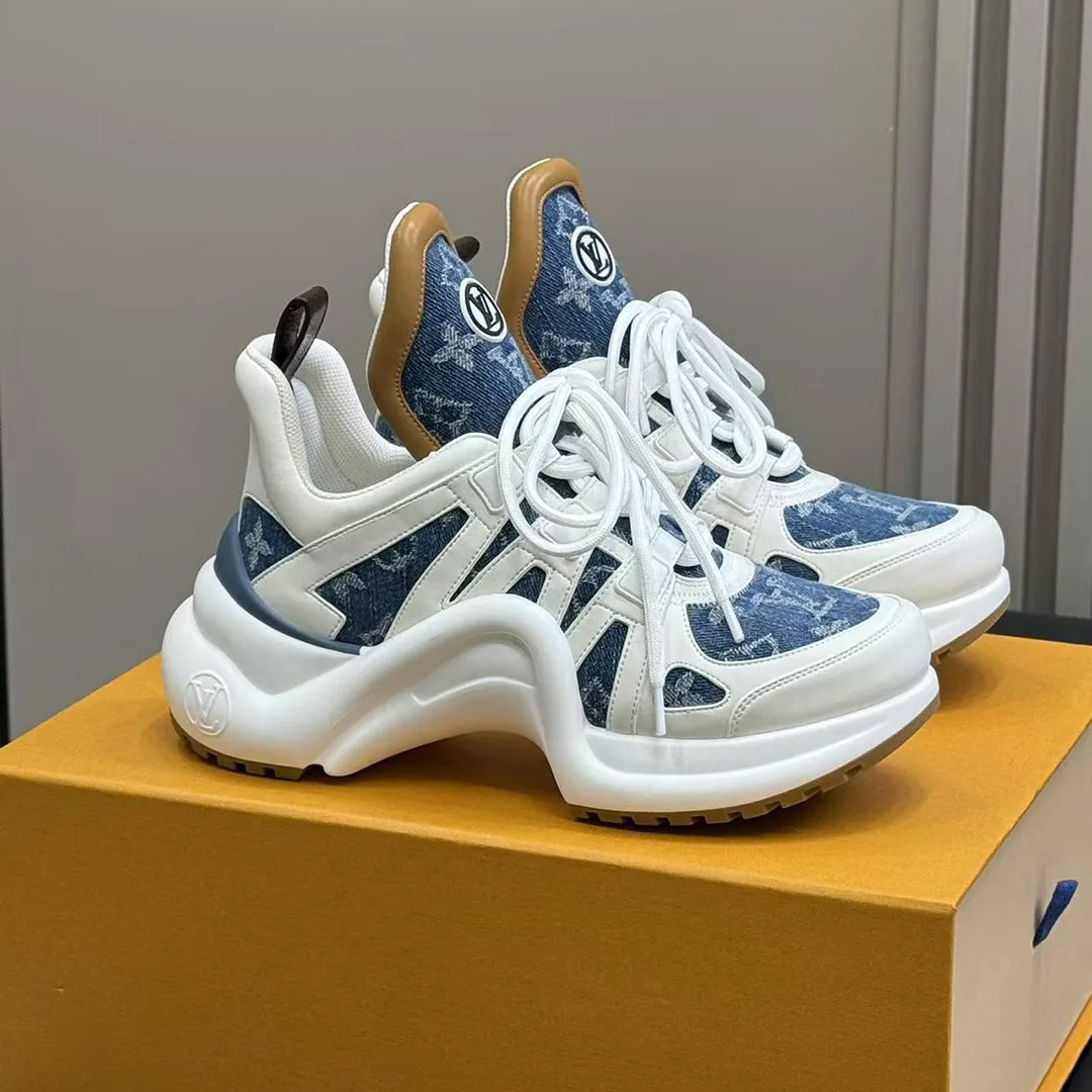 1AHCT5 L.V Archlight Sneaker Monogram Denim