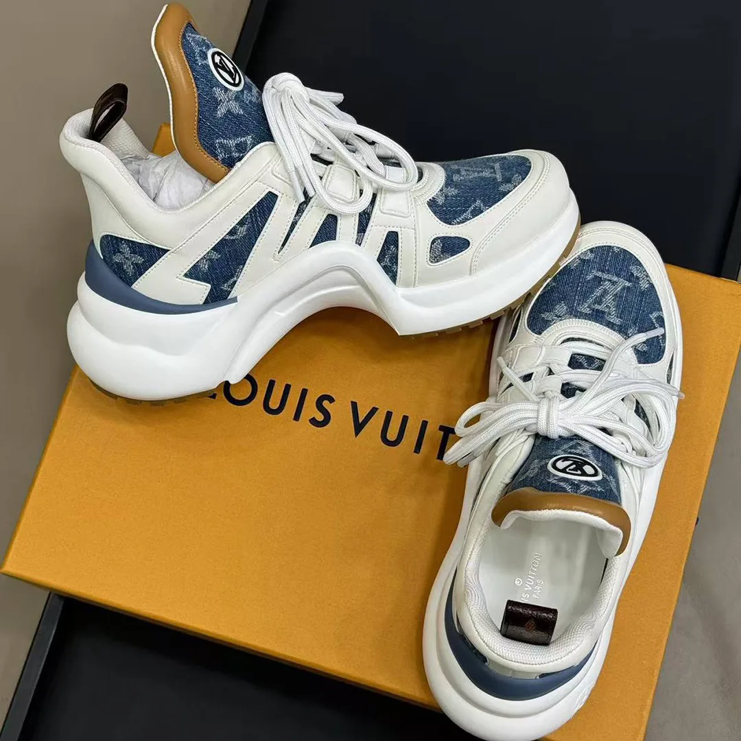 1AHCT5 L.V Archlight Sneaker Monogram Denim