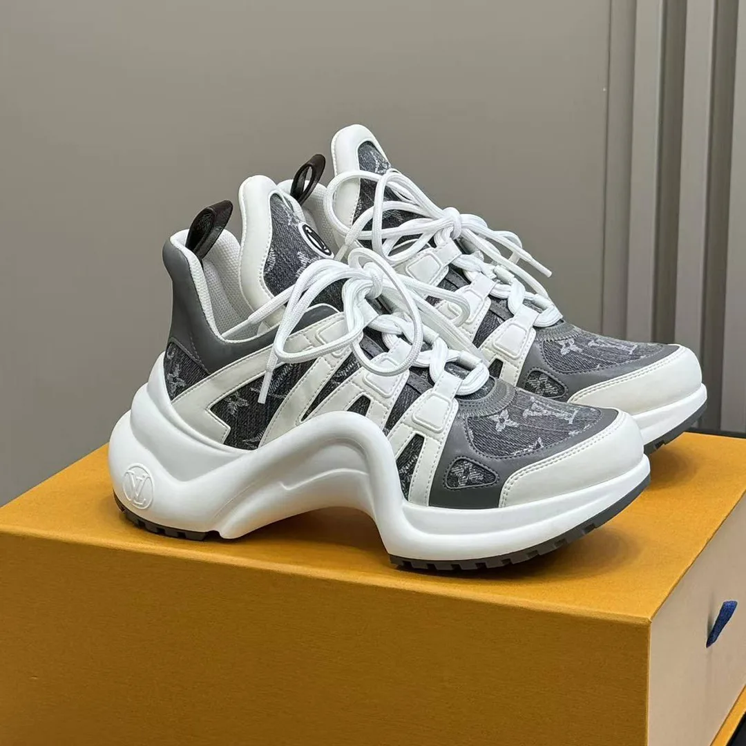 1AGVA6 L.V Archlight Sneaker Monogram Denim