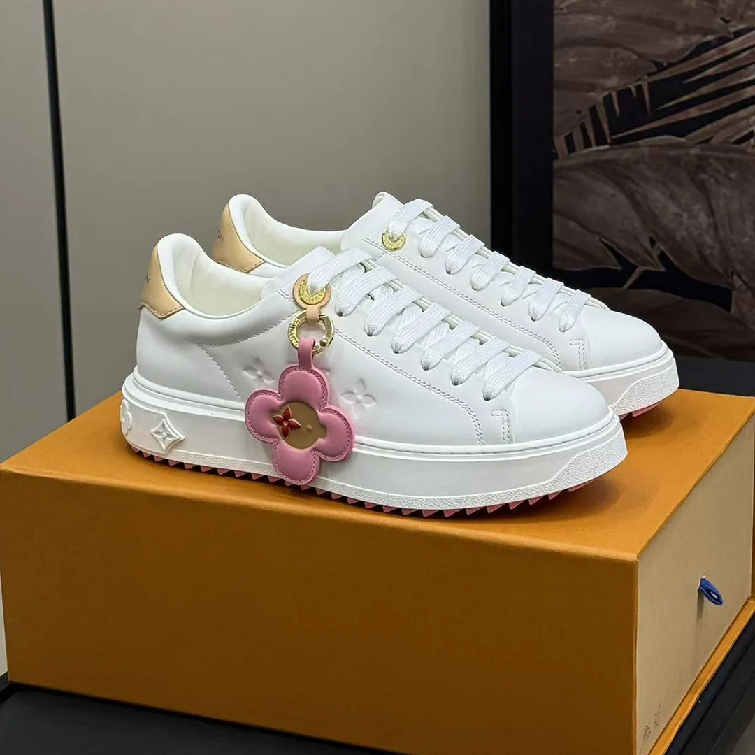 1AGUWS Time Out Sneaker Vivienne Plain Calf Leather