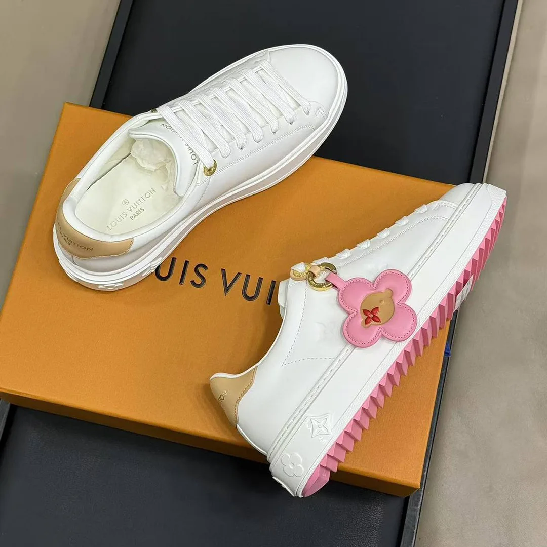 1AGUWS Time Out Sneaker Vivienne Plain Calf Leather