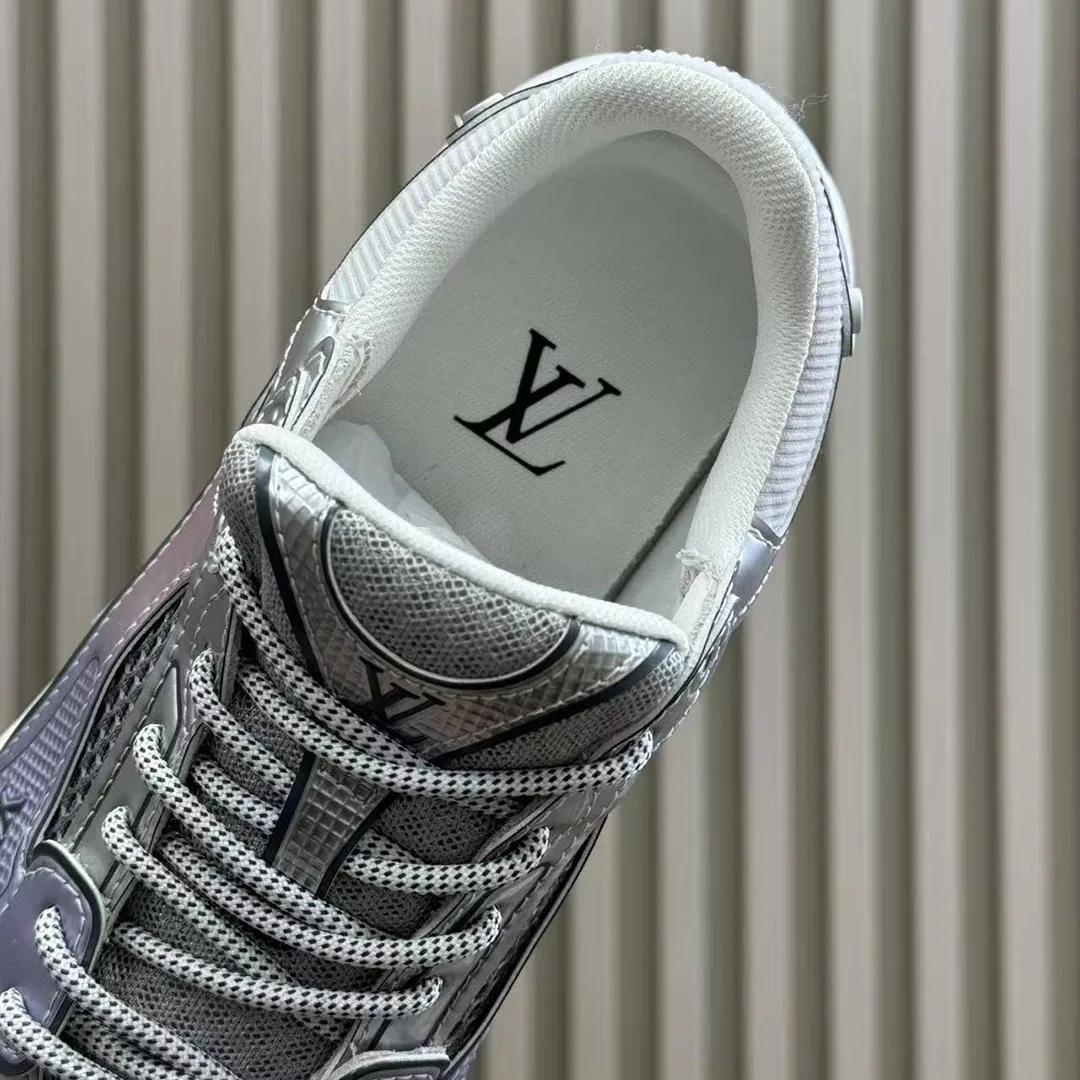 1AHOM6 L.V Olympia Sneaker Mix of Materials