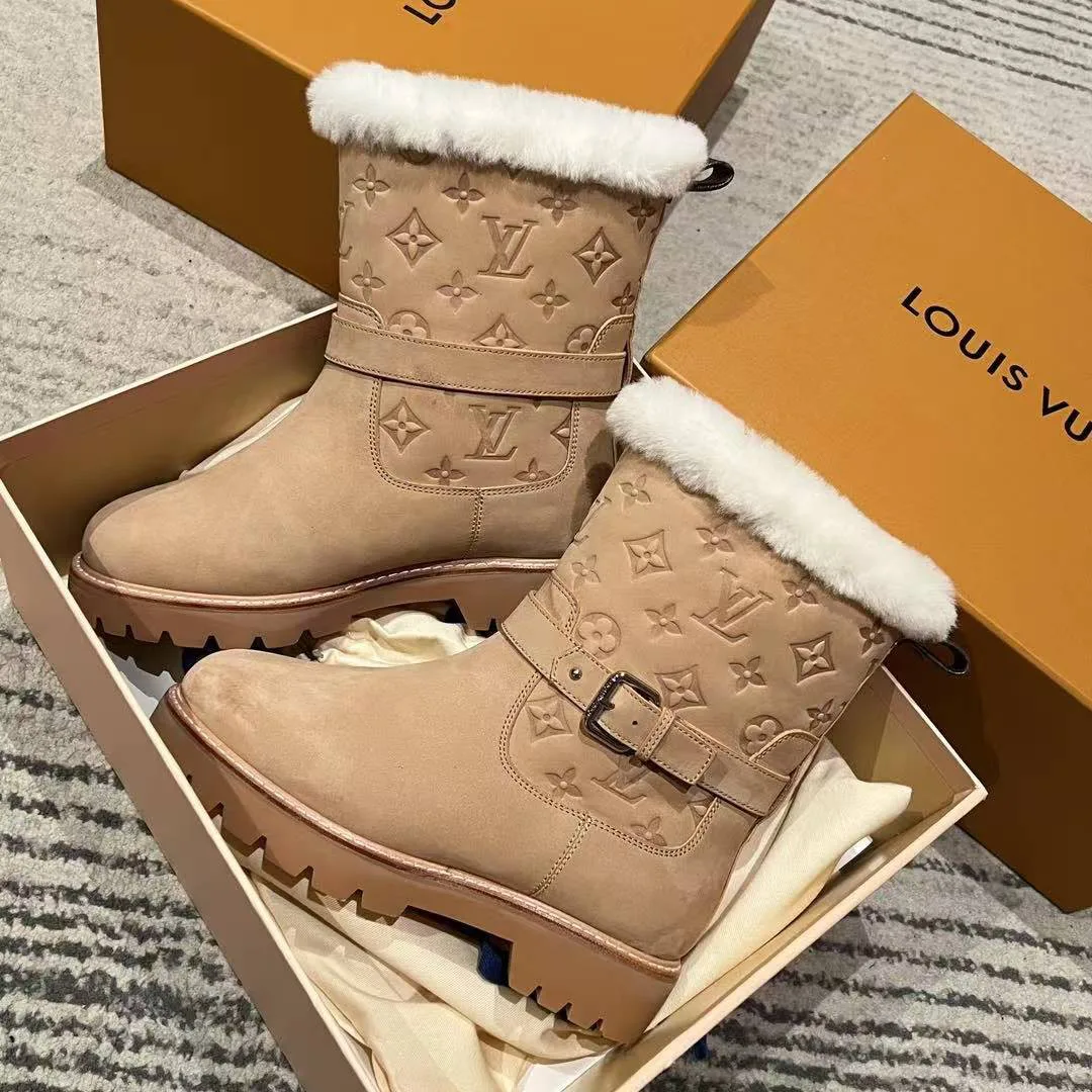 1AIU42 Territory Ankle Boot Nubuck Calf Leather