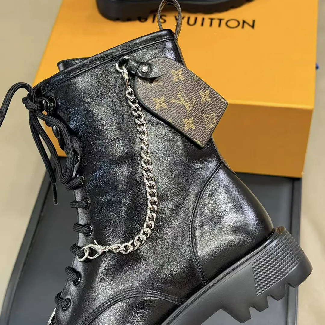 1AIBSZ District Ranger Ankle Boot Plain Calf Leather