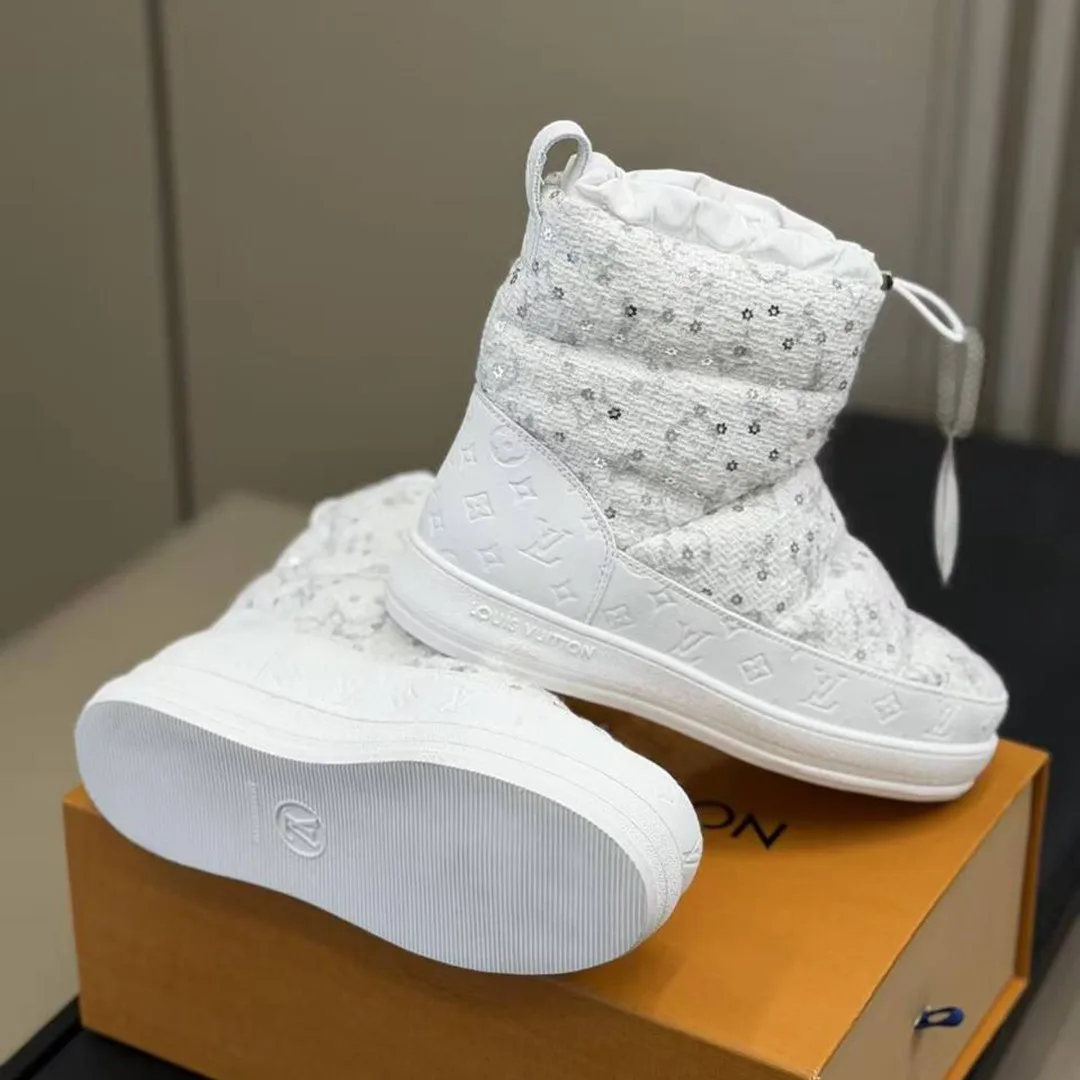 1AIV95 L.V Cloud Ankle Boot Sneaker Monogram Tweed
