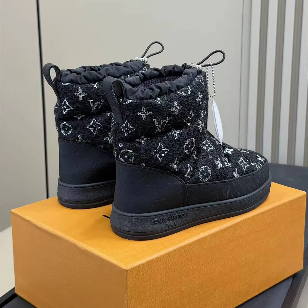 1AIVAB L.V Cloud Ankle Boot Sneaker Monogram Tweed
