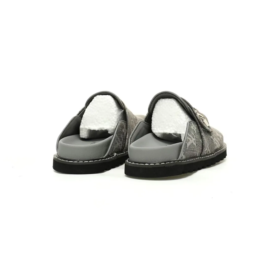 1AGVP3 L.V Cosy Comfort Mule Monogram Denim