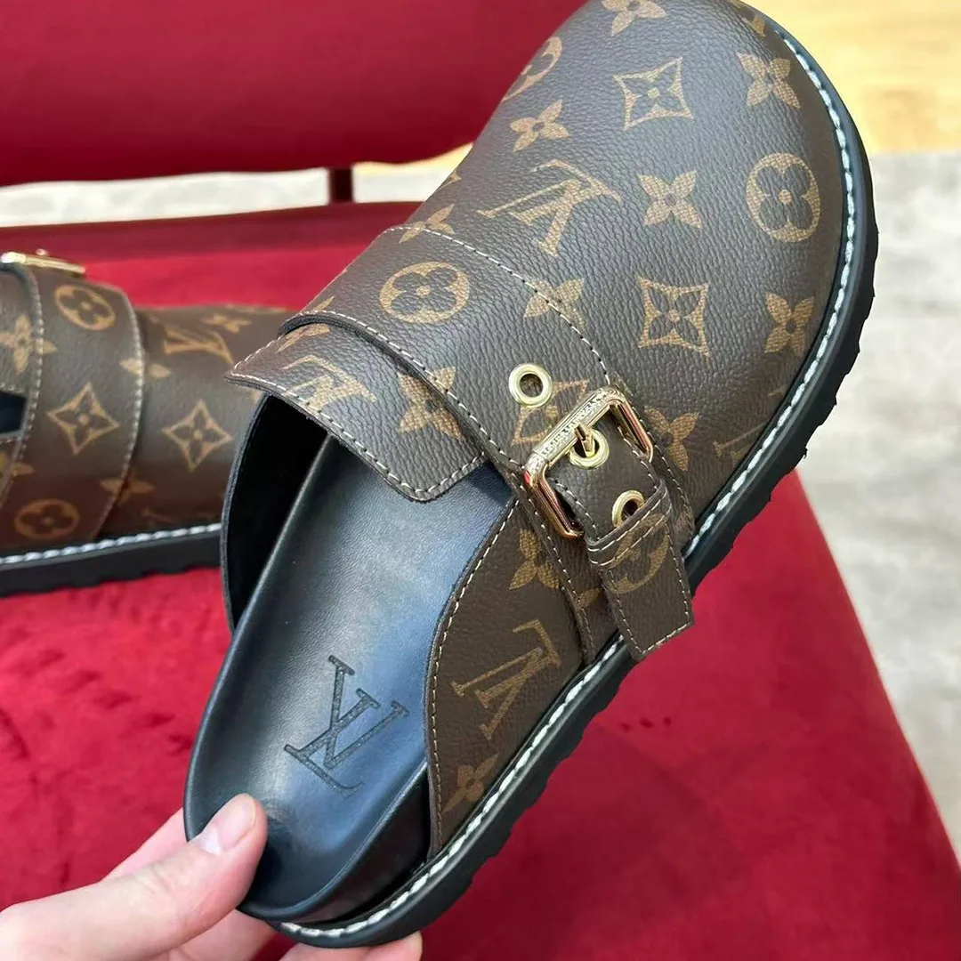 1AAW6Q L.V Cosy Flat Comfort Mule Patent Monogram Canvas