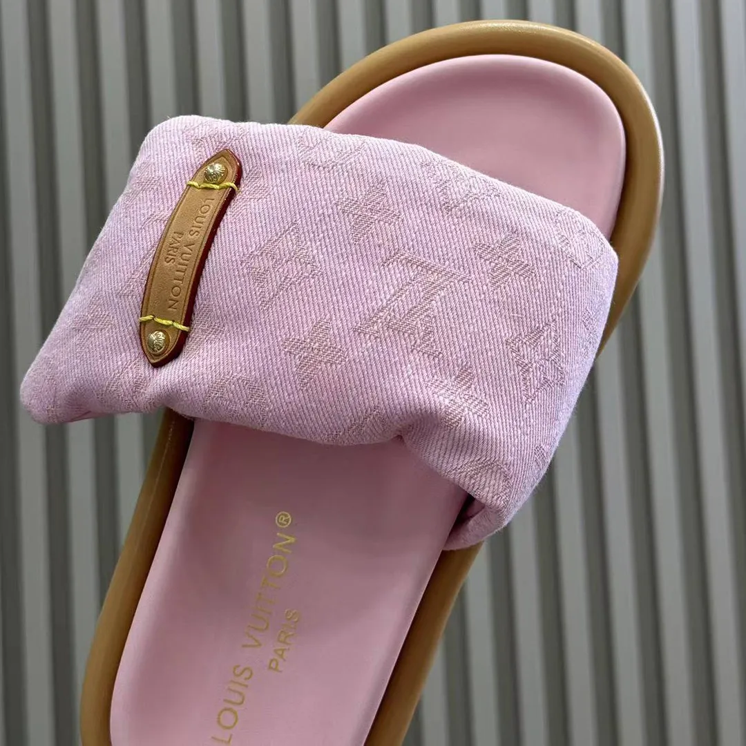1AGUZD Pool Pillow Flat Comfort Mule Monogram Denim