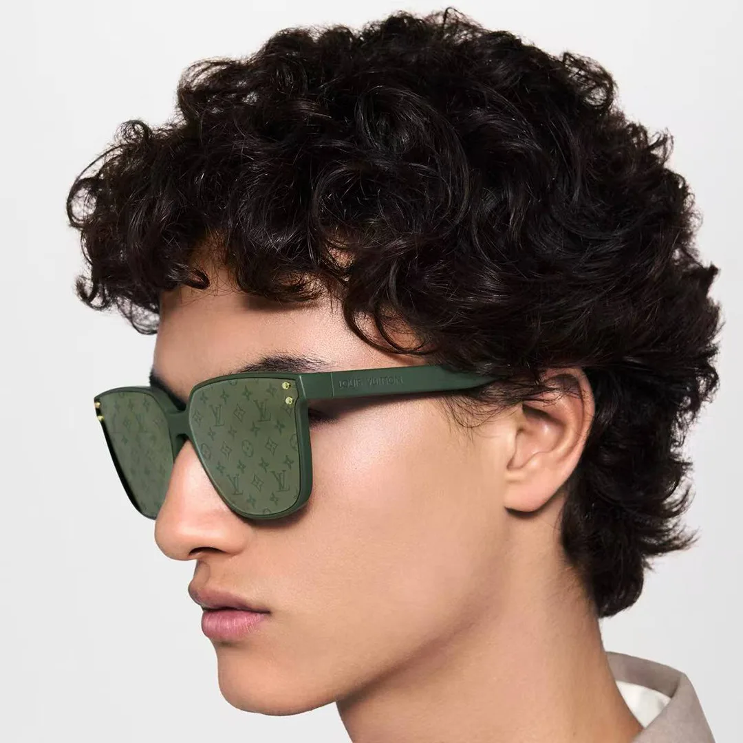 Z2973W Waimea Large Square Sunglasses Khaki Monogram Lenses