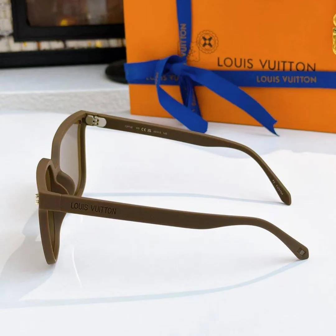 Z2974W Waimea Large Square Sunglasses Brown Monogram Lenses