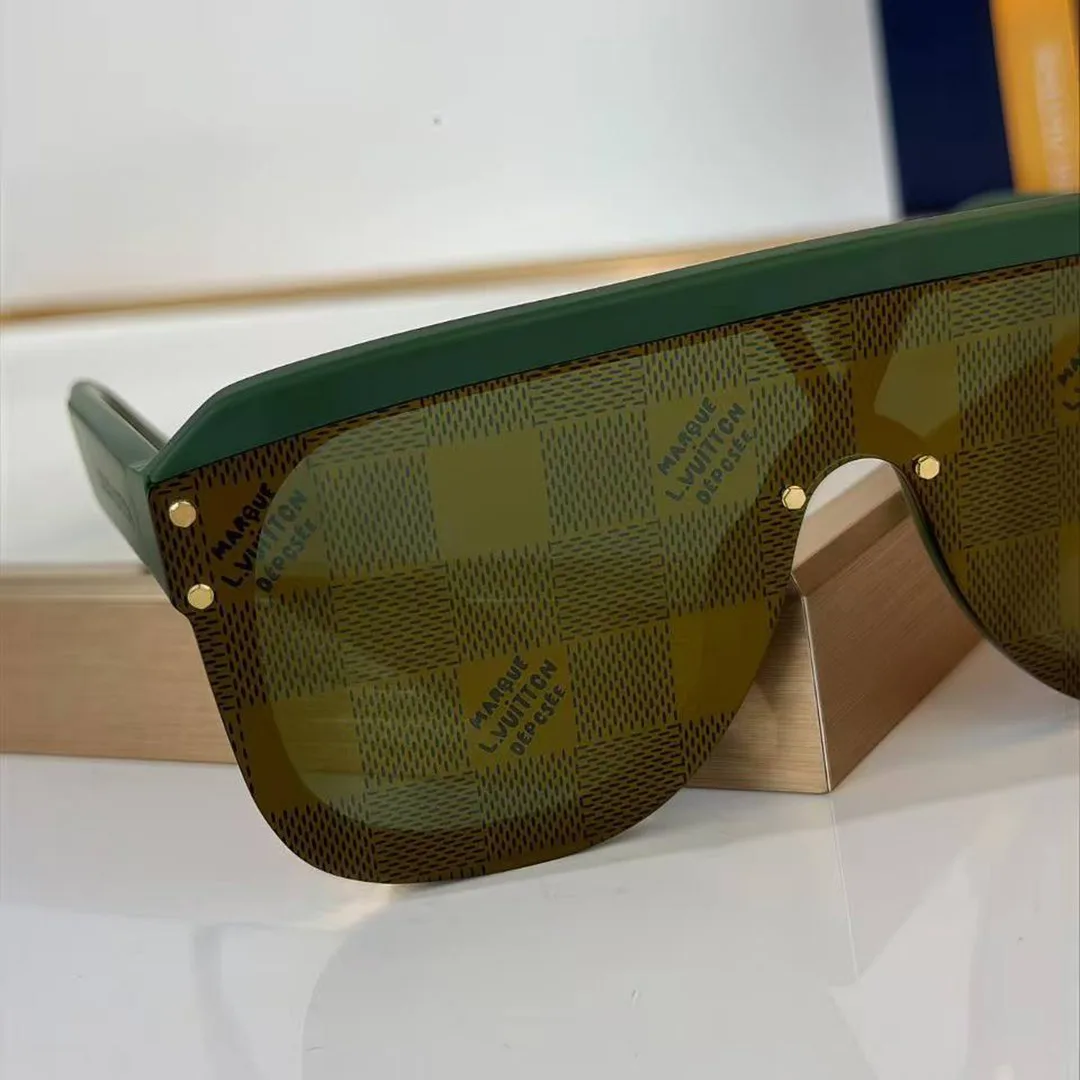 Z2906U Waimea Mask Round Sunglasses Khaki Brown Lenses with Damoflage Print