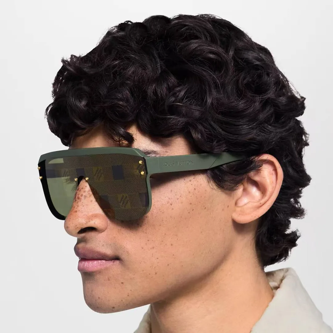 Z2906U Waimea Mask Round Sunglasses Khaki Brown Lenses with Damoflage Print